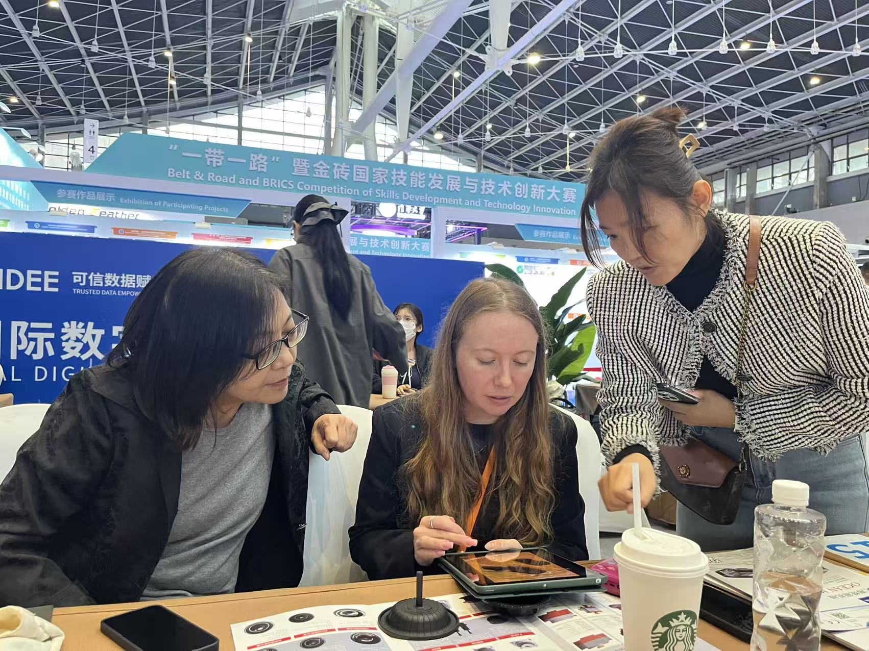 1a6271ae1b97b59c5d578985ec4fdf83.jpg 1a6271ae1b97b59c5d578985ec4fdf83.jpg